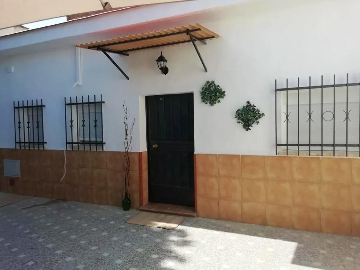One Bedroom House With Garden And Wifi At Sevilla